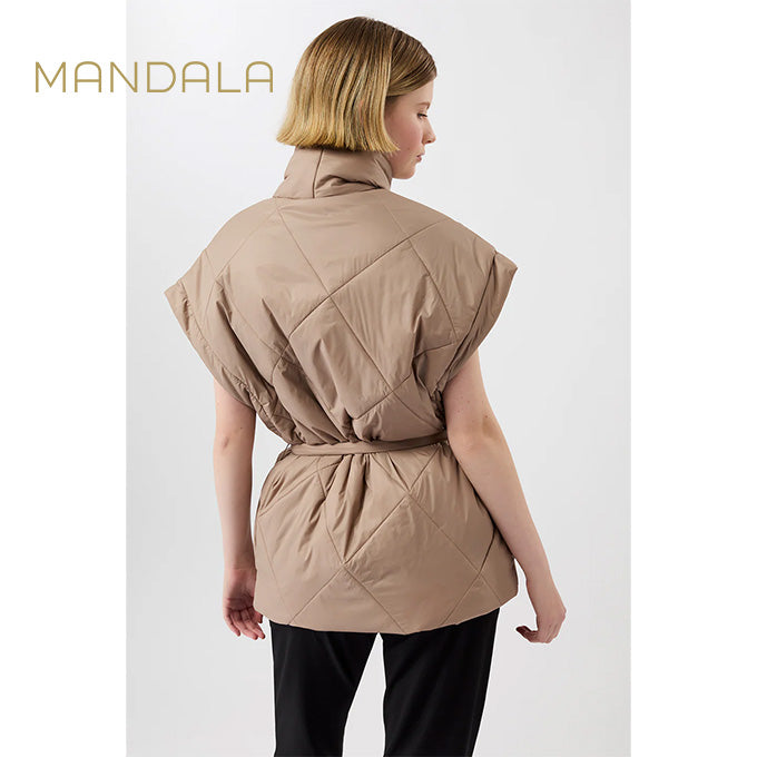 warme weste von mandala sand beige