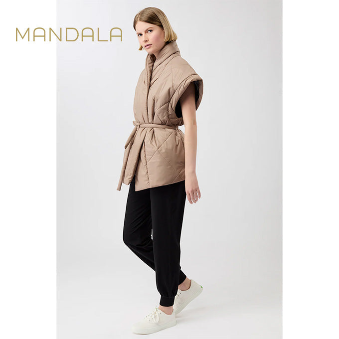 warme weste von mandala sand beige