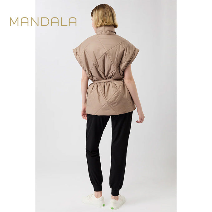 warme weste von mandala sand beige