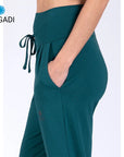 yogahose magadi susan green