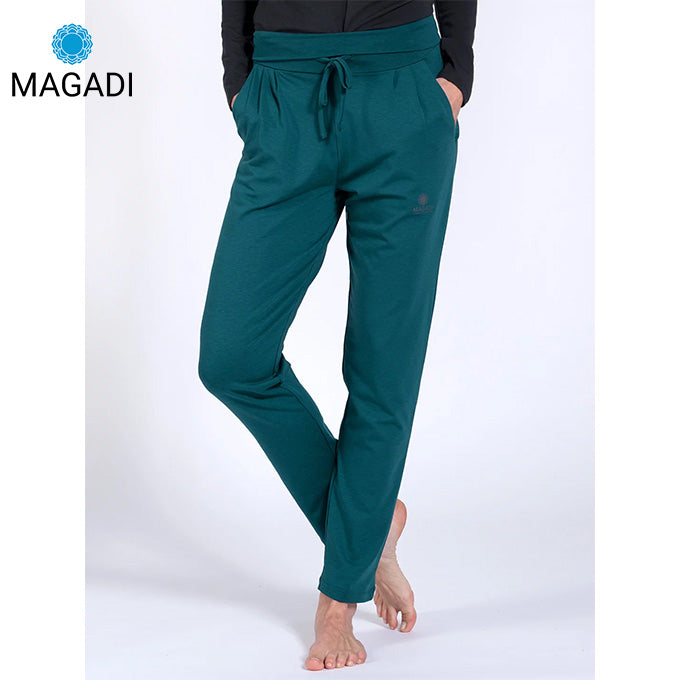 yogahose magadi susan green